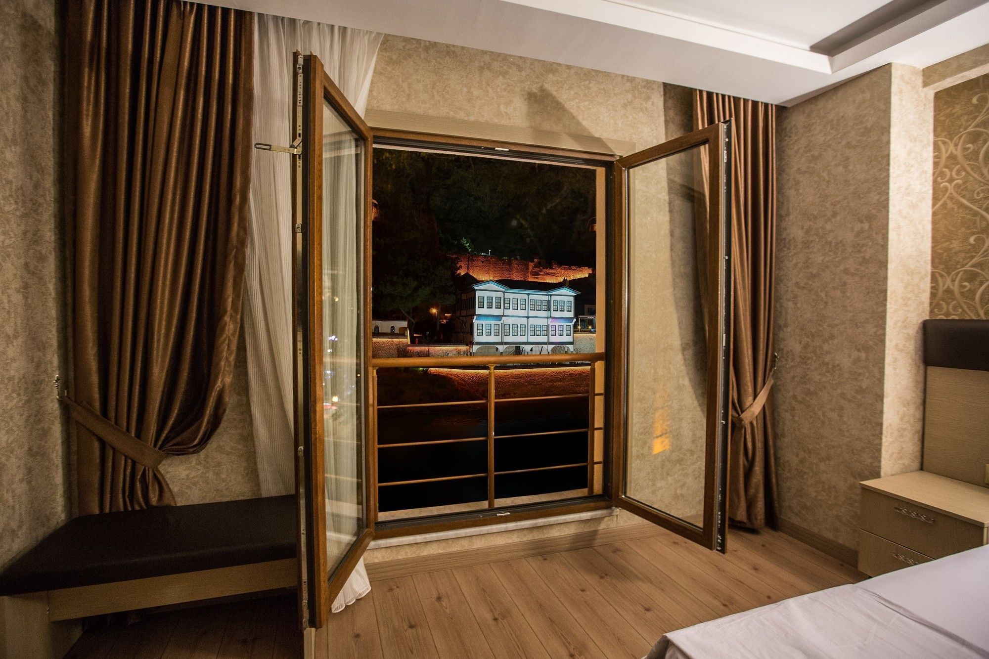 Payidar Hotel Amasya Exteriör bild